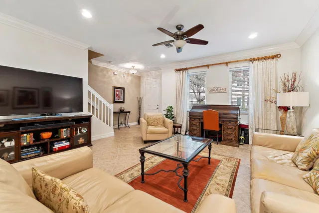 Canterbury Place Residence photo 16