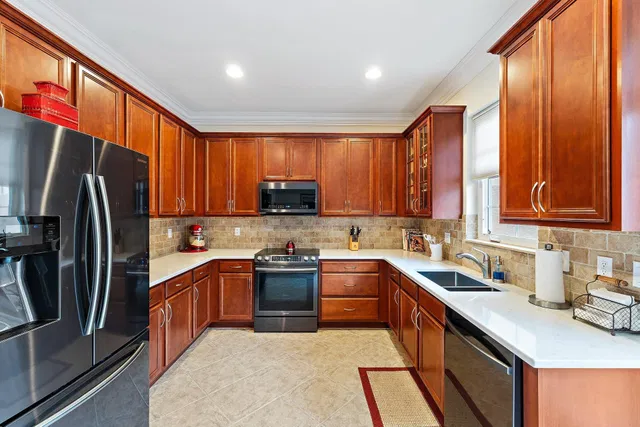 Canterbury Place Residence photo 23