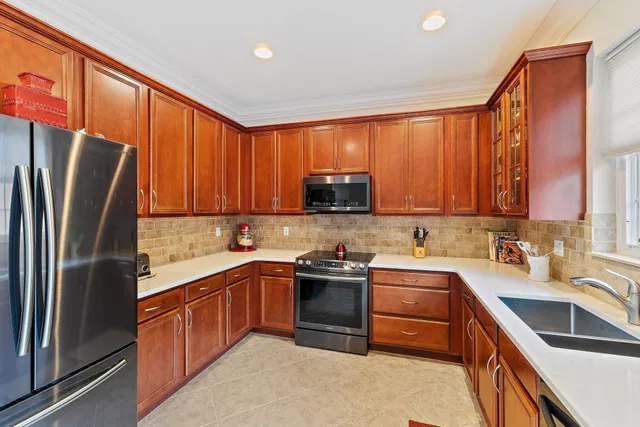 Canterbury Place Residence photo 24