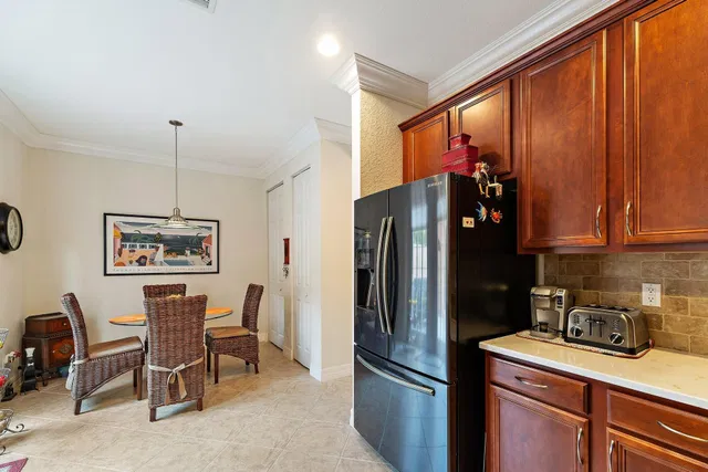 Canterbury Place Residence photo 27