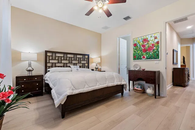 Canterbury Place Residence photo 36