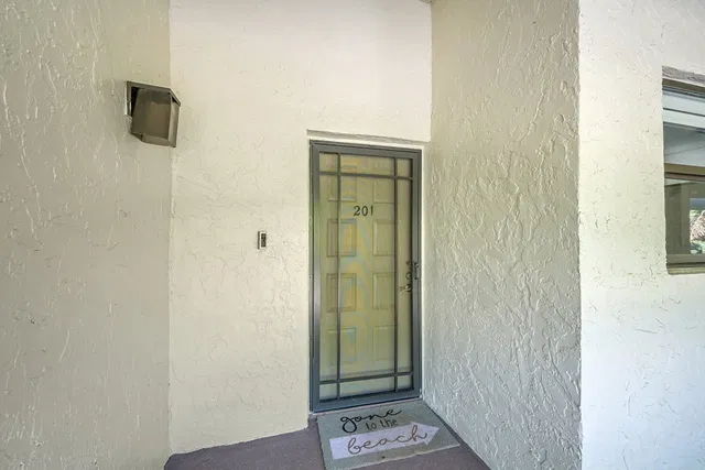 Eastpointe Country Club Unit 201 photo 3