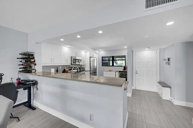 Eastpointe Country Club Unit 201 photo 5