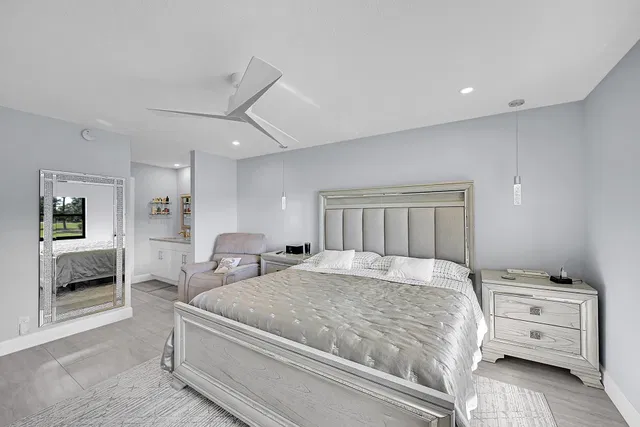 Eastpointe Country Club Unit 201 photo 17