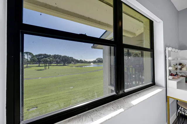 Eastpointe Country Club Unit 201 photo 18