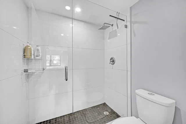 Eastpointe Country Club Unit 201 photo 20
