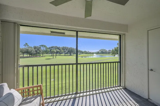 Eastpointe Country Club Unit 201 photo 27