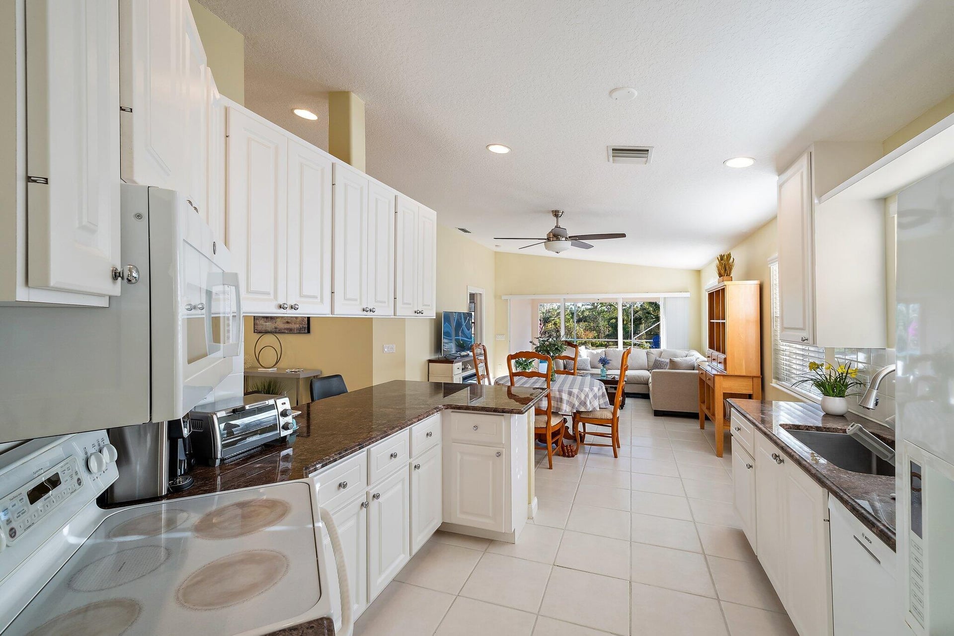 Residence photo 5