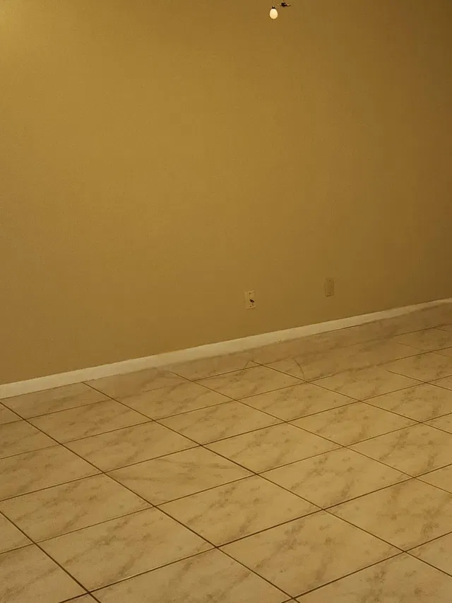 Residence photo 5