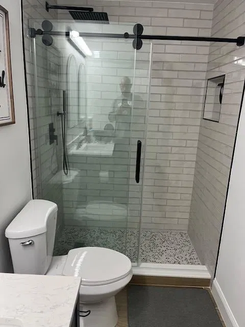 Unit C photo 13
