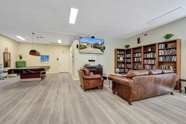 Residence photo 41