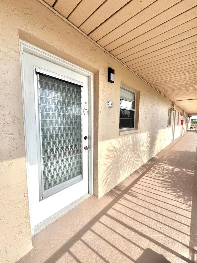 Unit 315 photo 15