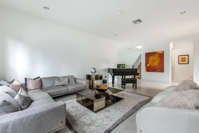 Boca Bridges Residence photo 10