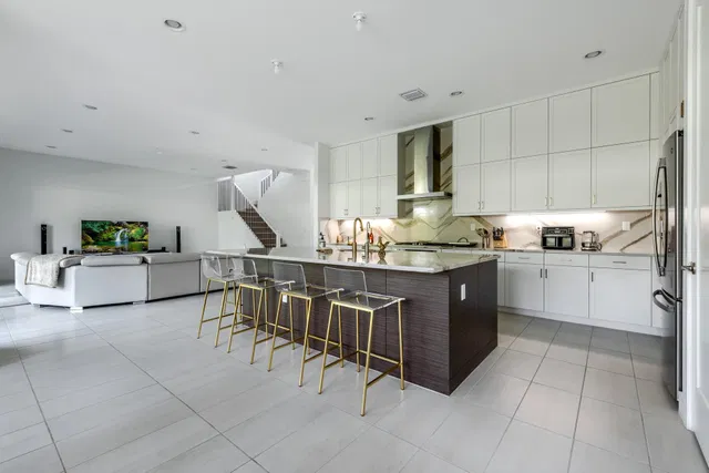 Boca Bridges Residence photo 11