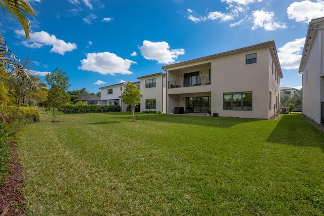 Boca Bridges Residence photo 36