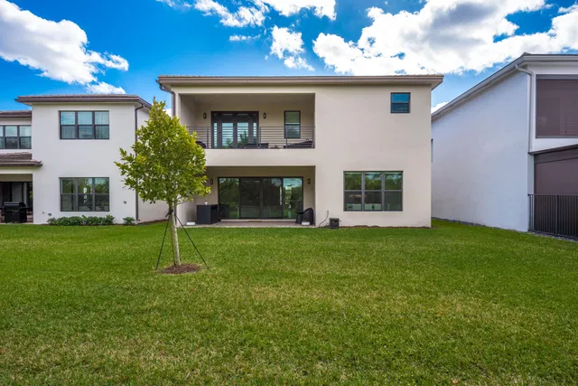 Boca Bridges Residence photo 37