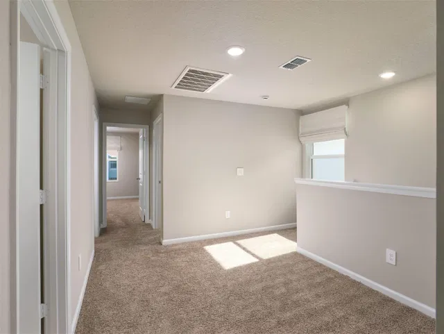 Residence photo 15