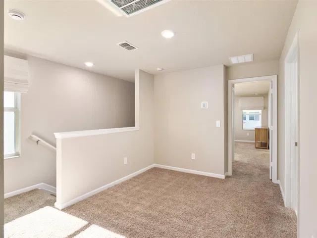 Residence photo 16