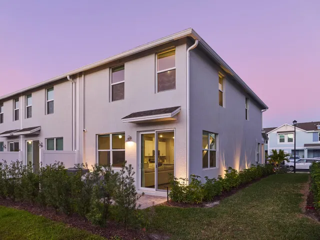 Residence photo 26