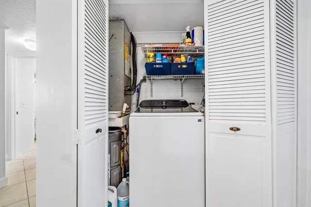 Unit 802 photo 14