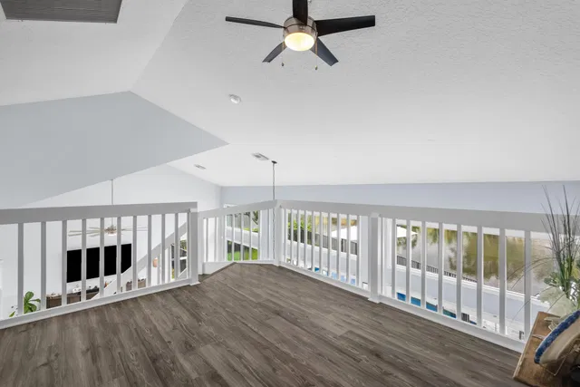 Residence photo 29