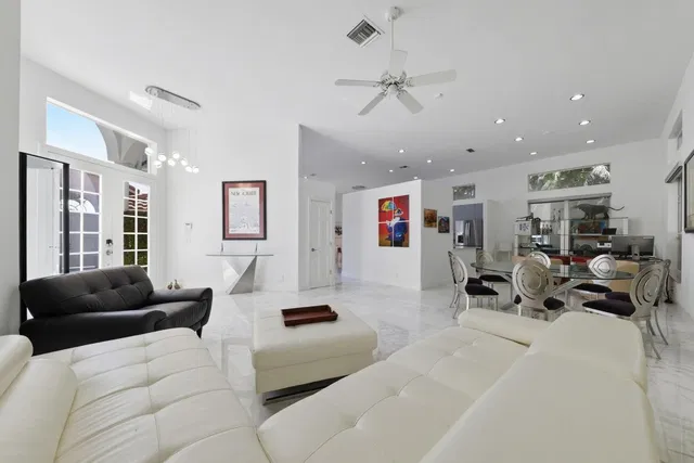 Boca Isles Residence photo 10