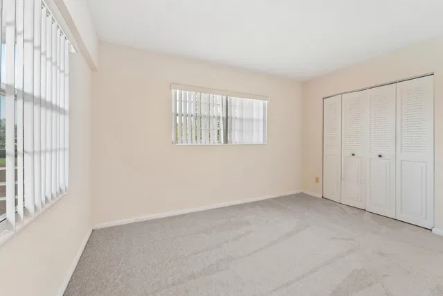 Residence photo 15