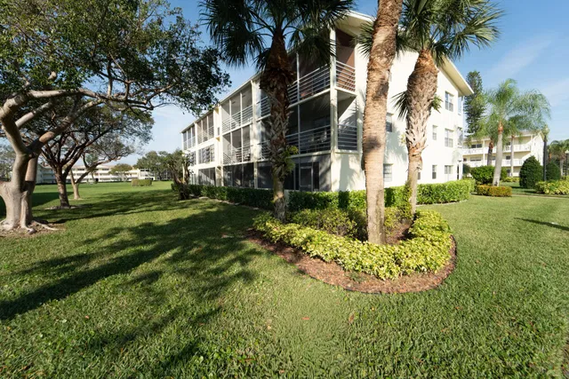 Residence photo 33