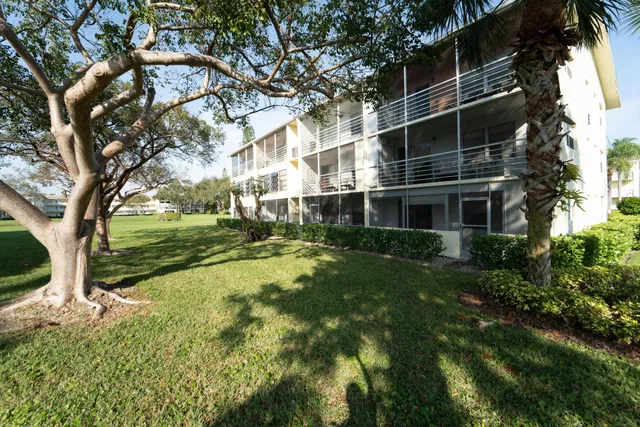 Residence photo 35
