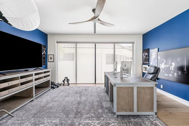 Residence photo 24