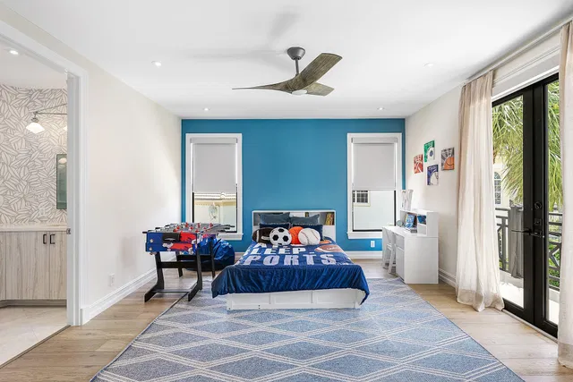 Residence photo 30
