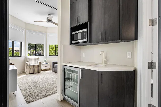 Residence photo 37