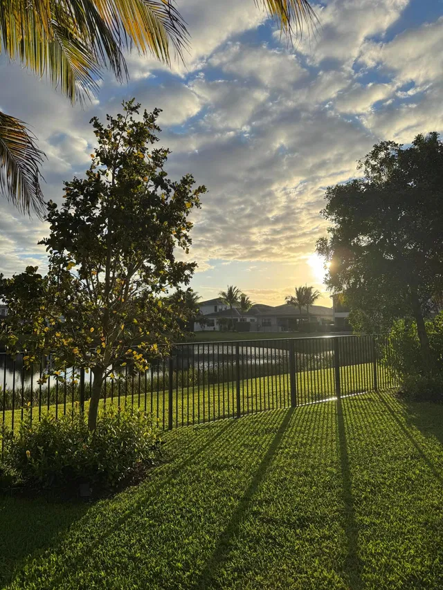 Boca Bridges Residence photo 43
