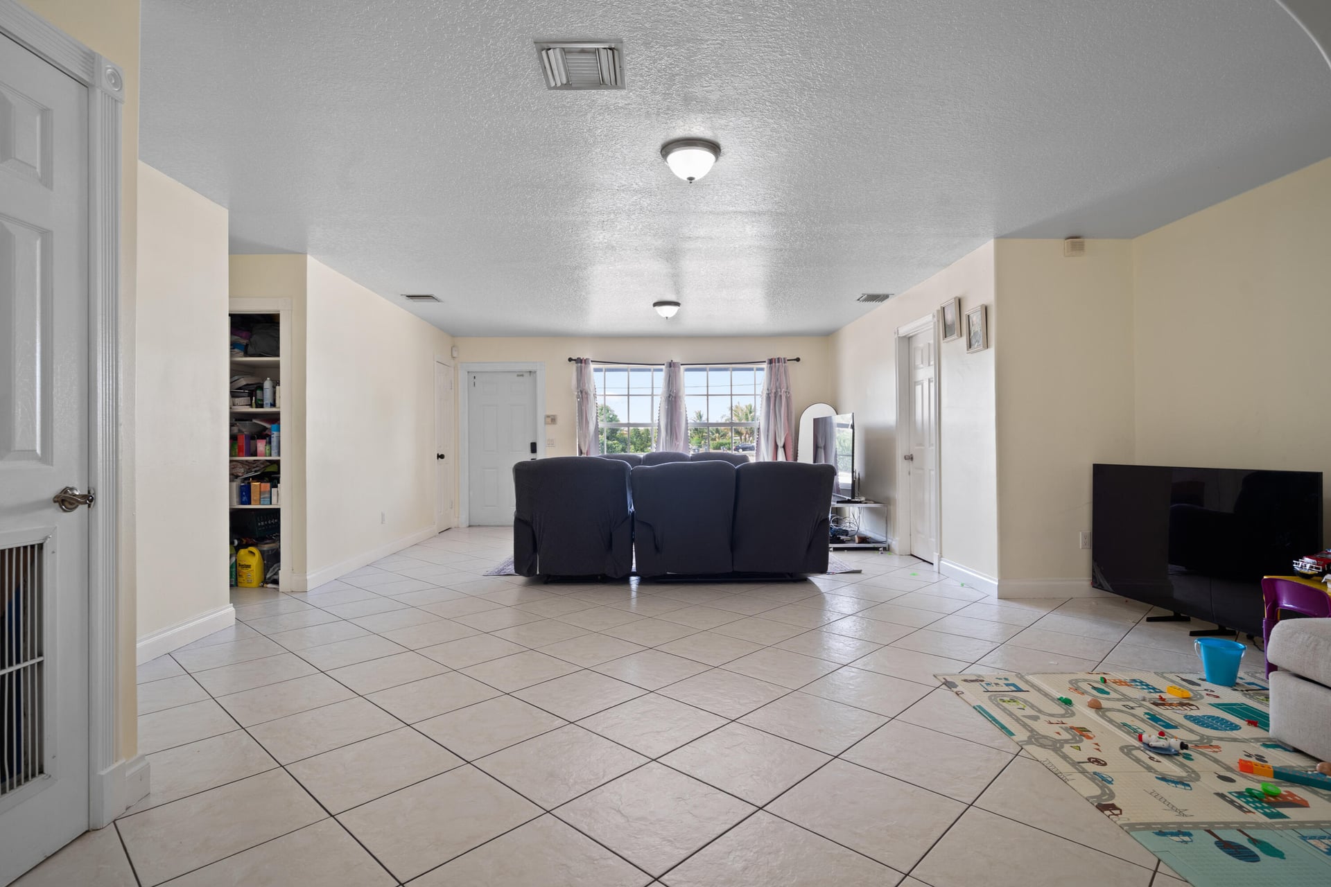 West Palm Beach Residence photo 8