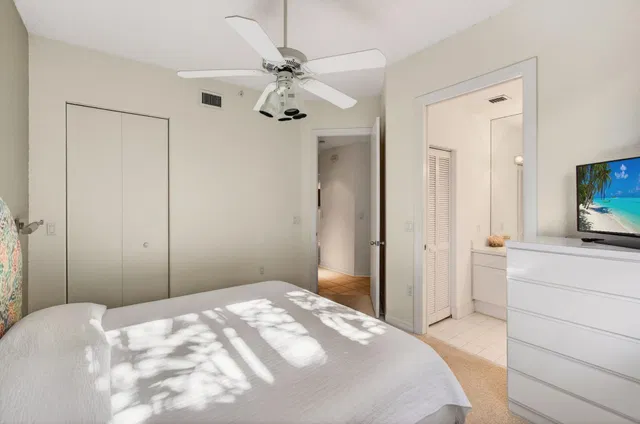 Unit 1304 photo 42