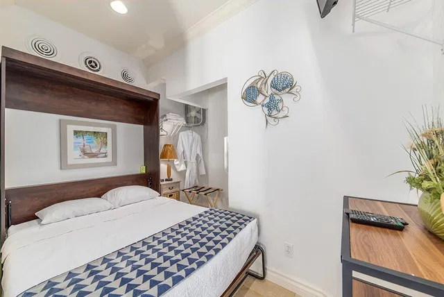 Residence photo 71
