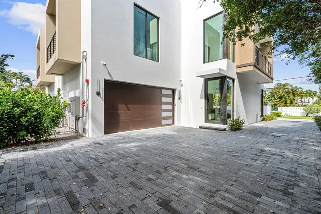 Unit 204 photo 34