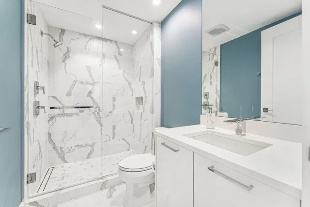 Vista Blue Unit 17 C photo 18