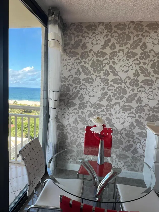 Singer Island Unit 905 photo 6