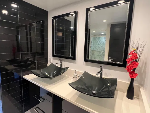 Singer Island Unit 905 photo 11