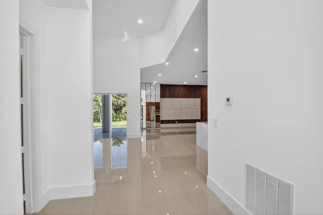Residence photo 9