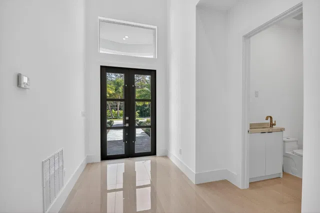 Residence photo 10