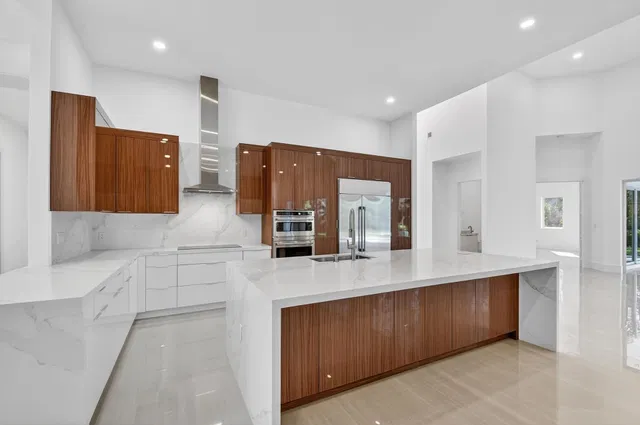 Residence photo 16