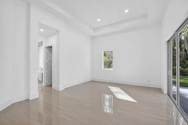 Residence photo 28