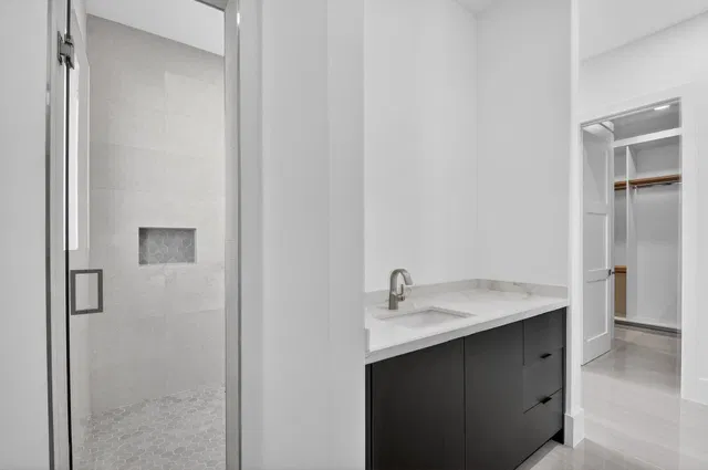 Residence photo 36