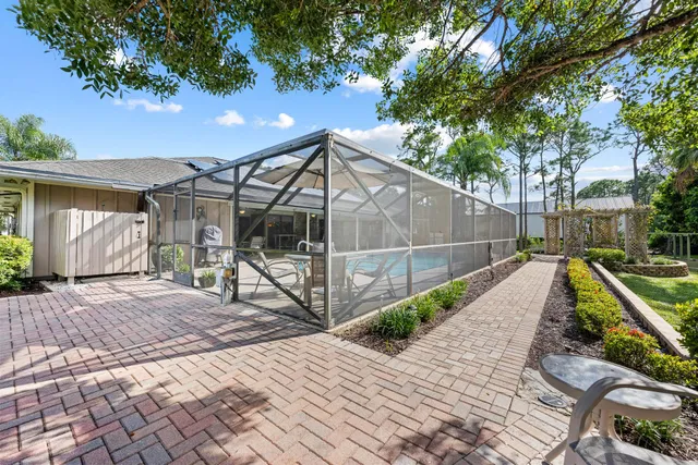  Residence photo 37
