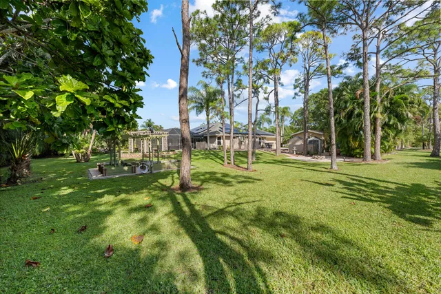  Residence photo 44