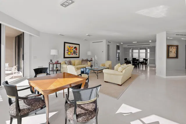 L'Ermitage Palm Beach Unit 302 photo 5