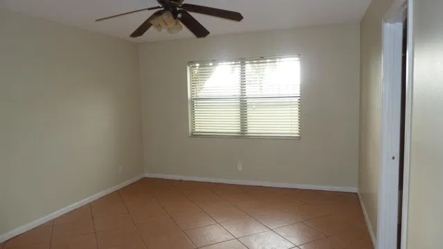Unit 103 photo 6