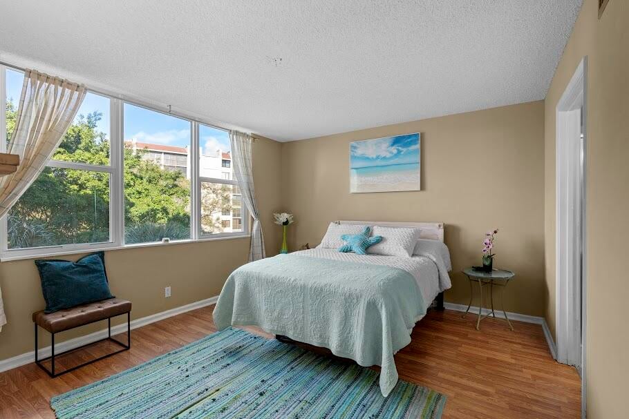 Unit 408 photo 22